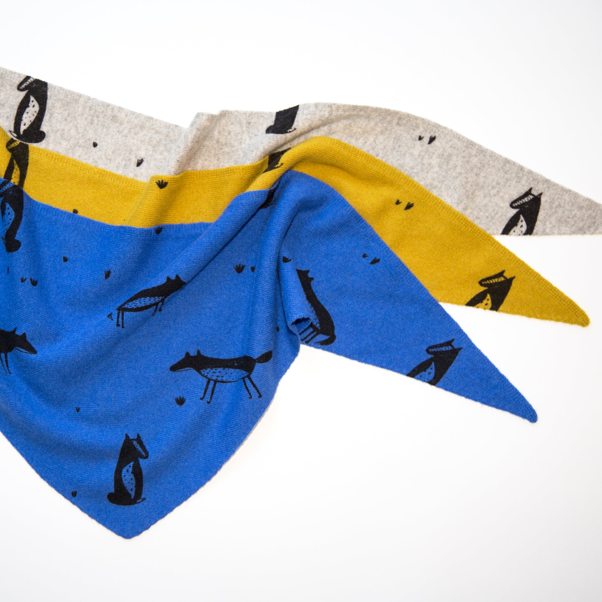 FOX triangular scarf