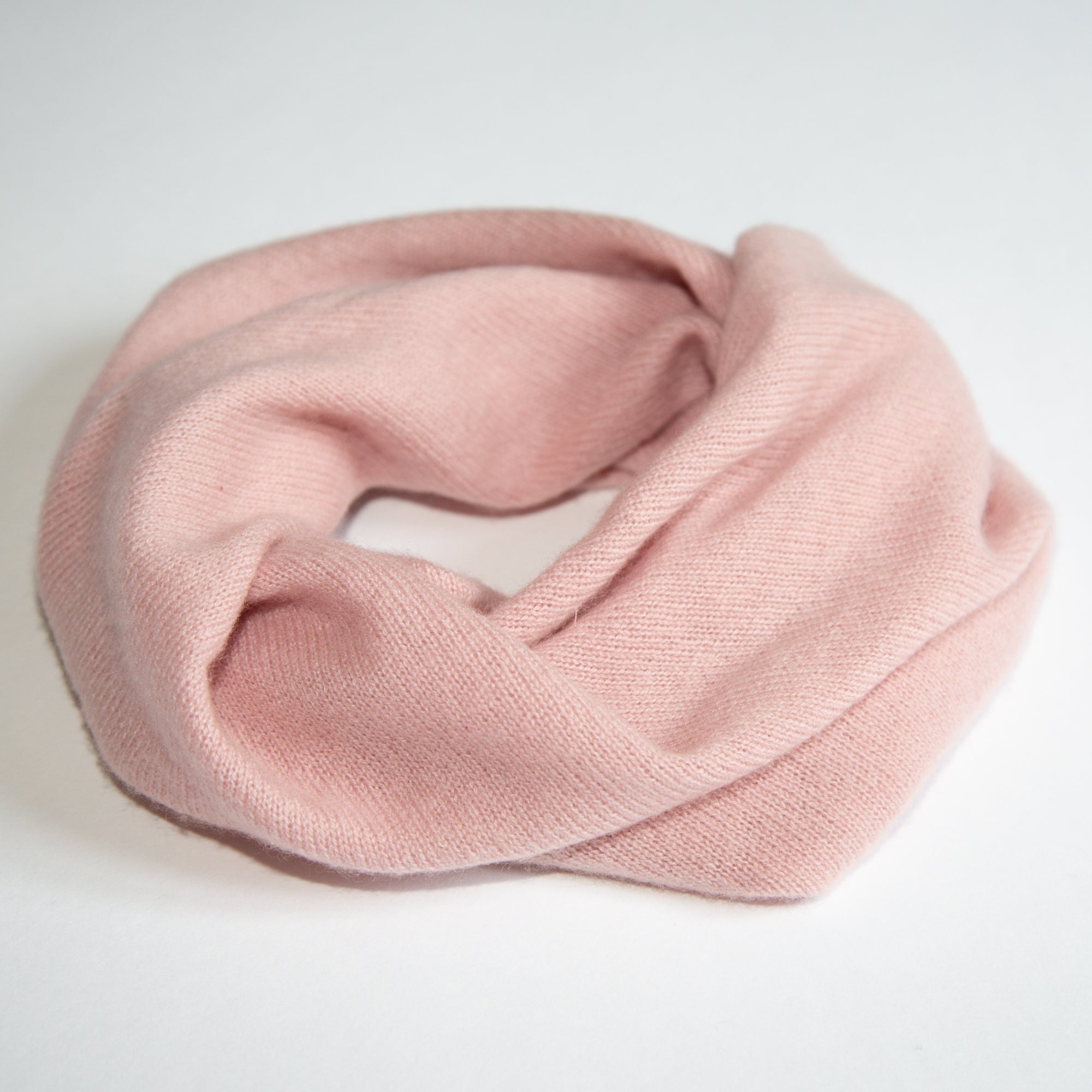 SASKIA W loop scarf