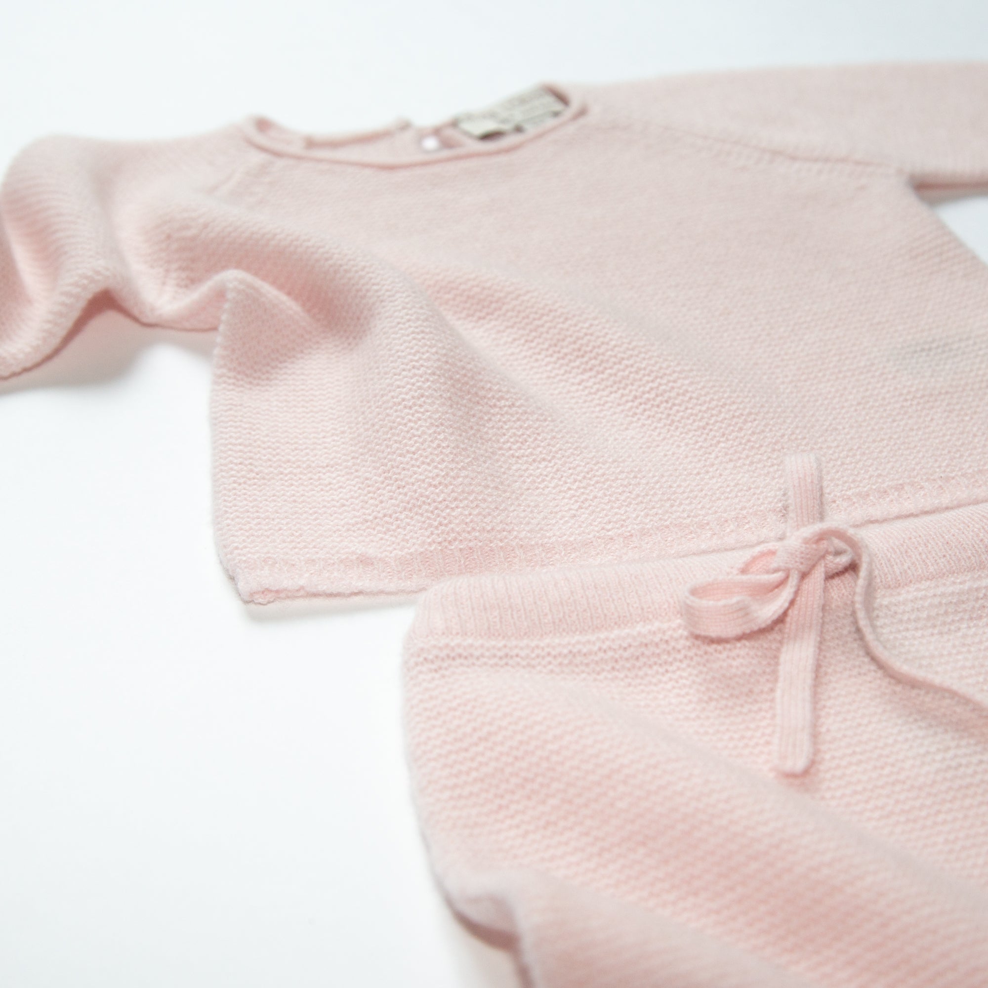 ANOUK cashmere baby set (sweater & trousers)