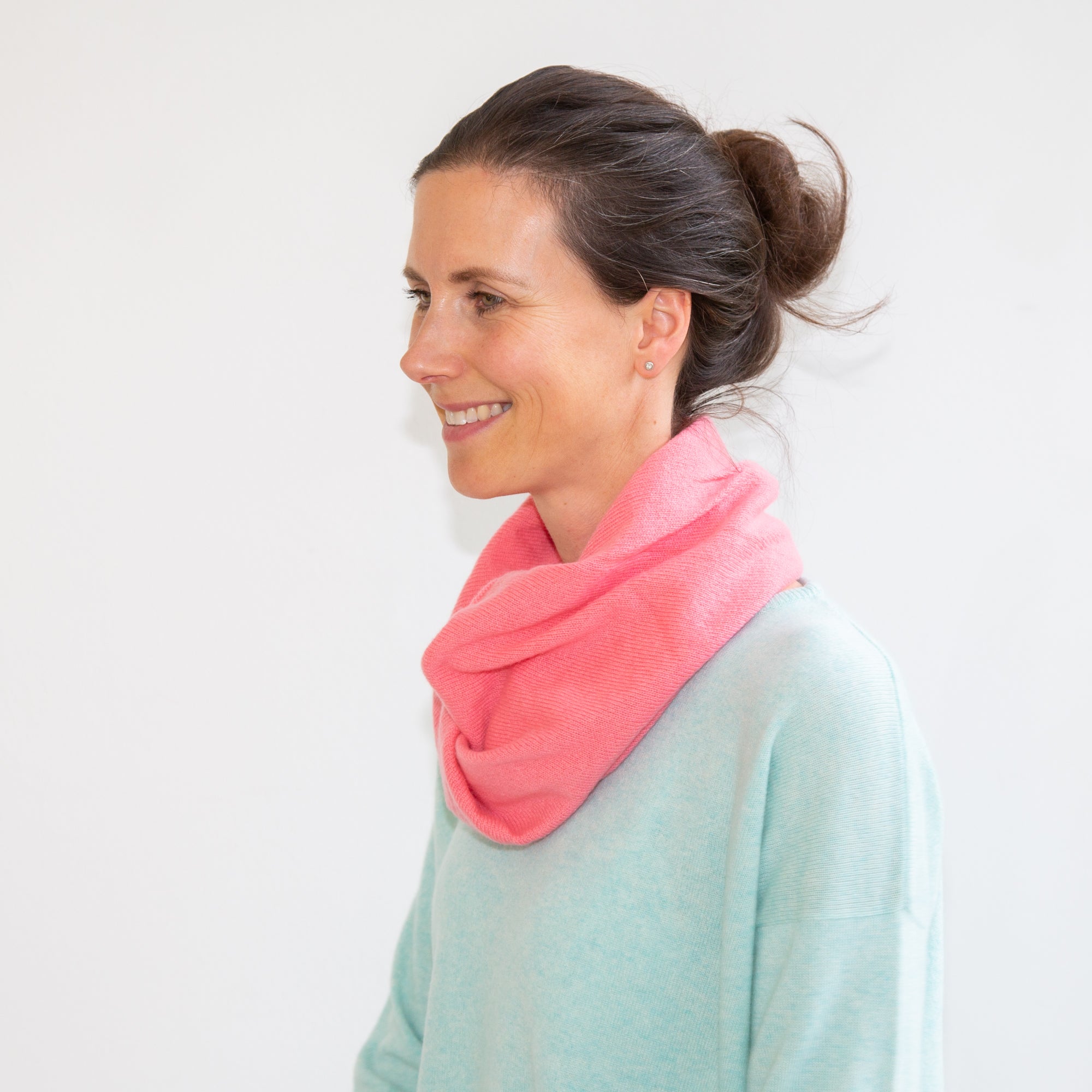 SASKIA W loop scarf