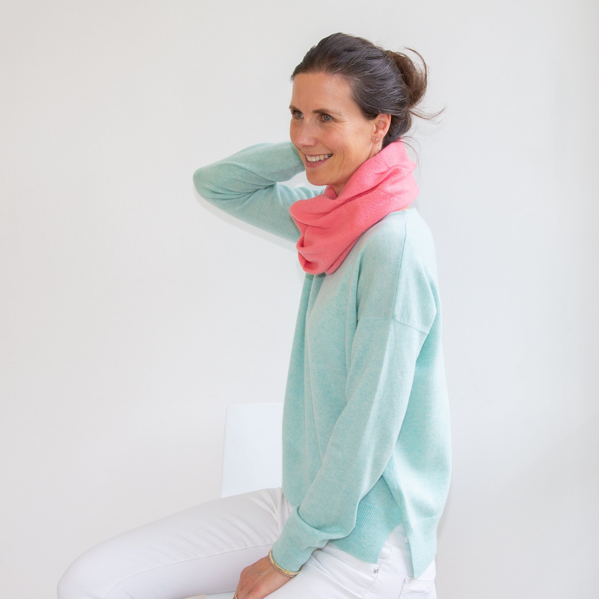 SASKIA W loop scarf