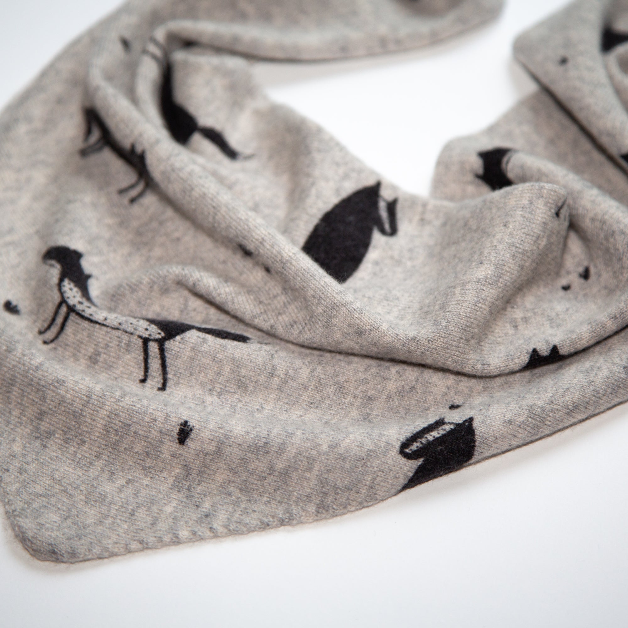 FOX triangular scarf