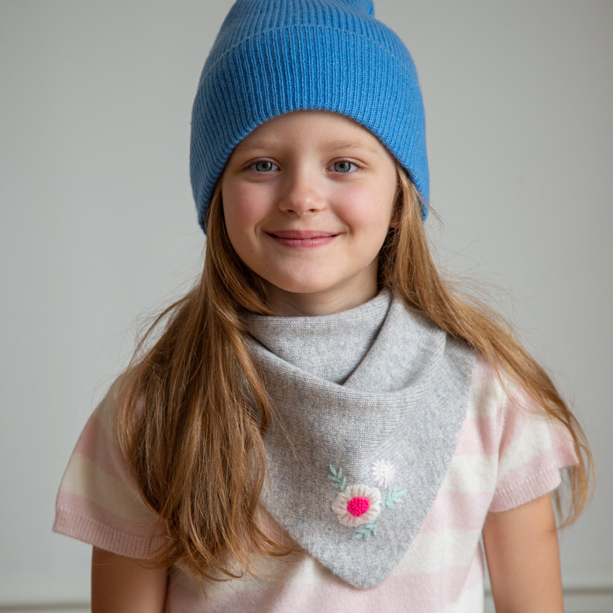 FLOWER triangular scarf