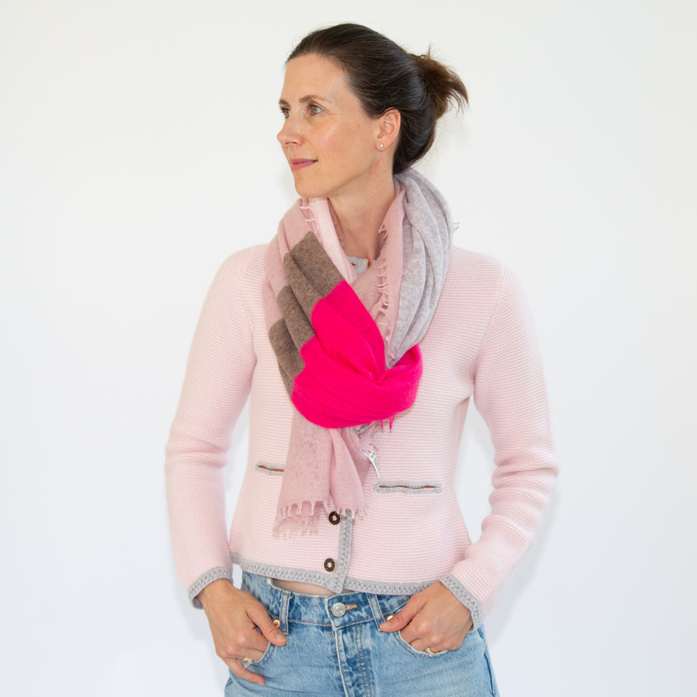 CAMILLE scarf with color block