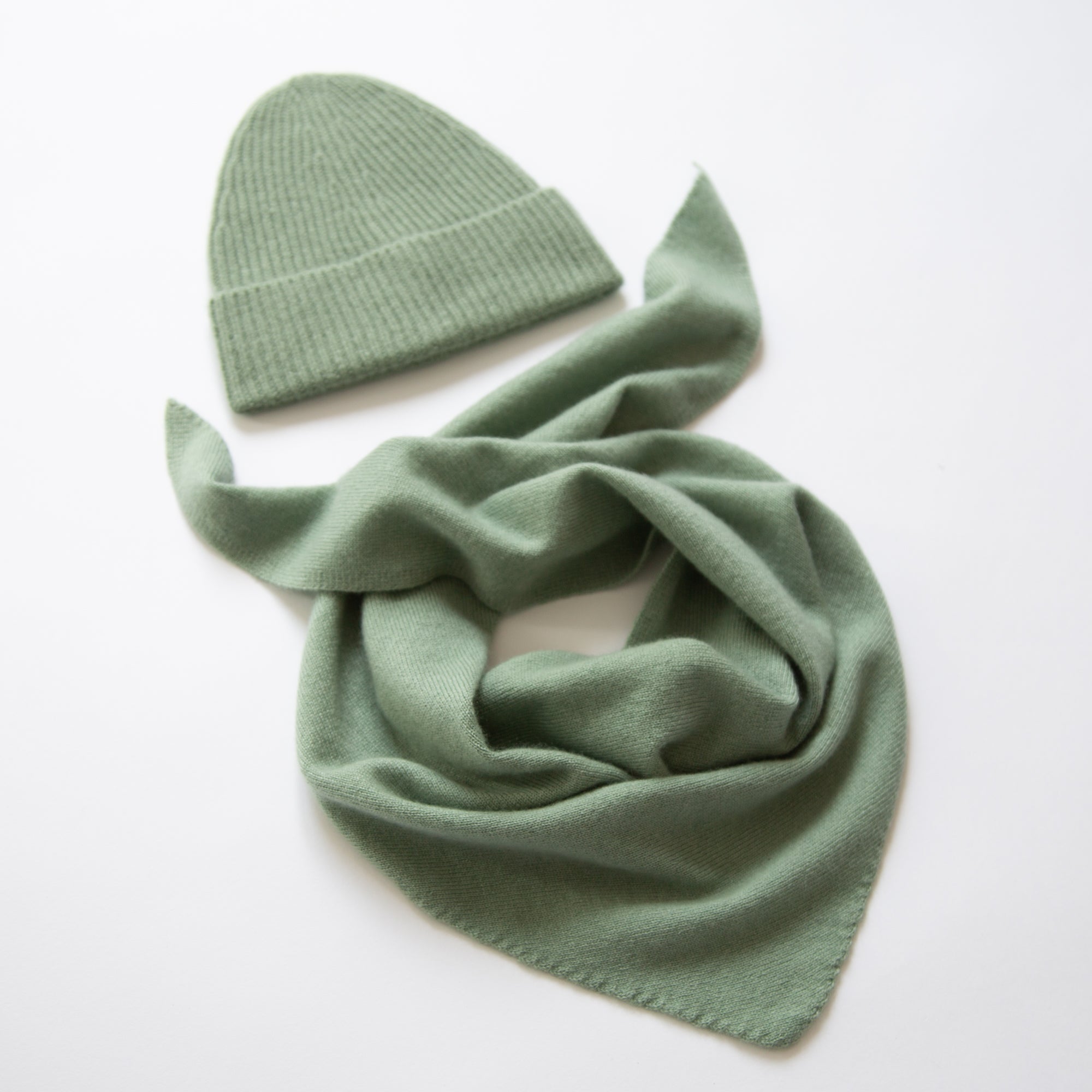 Triangular scarf KIM