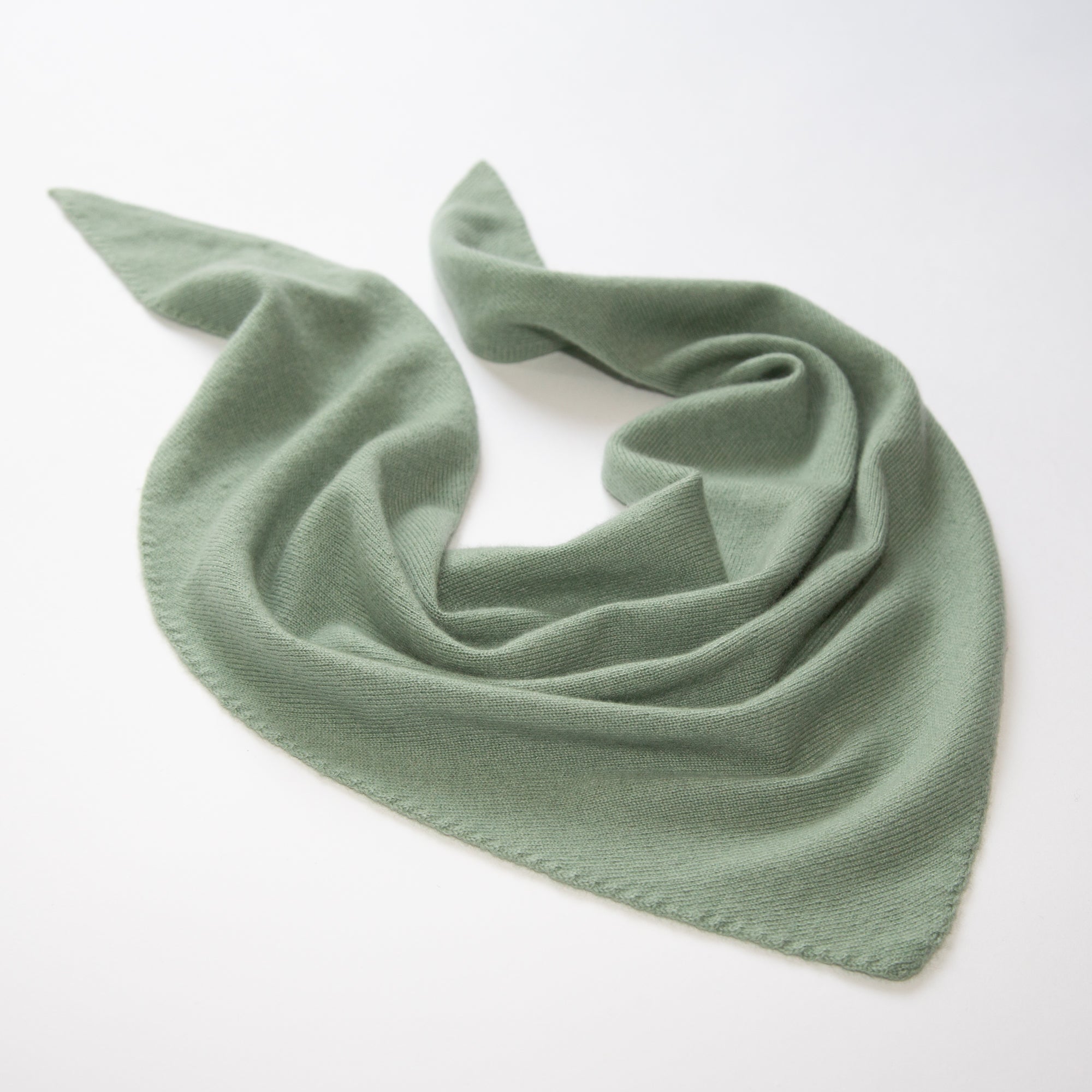 Triangular scarf KIM