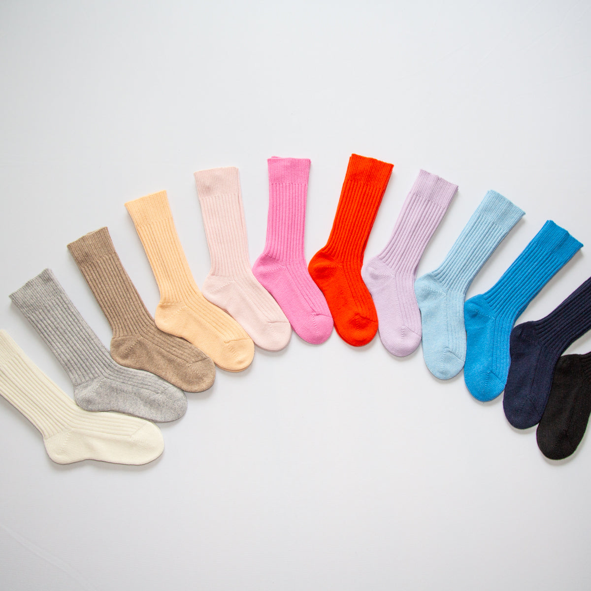 SOLID cashmere socks