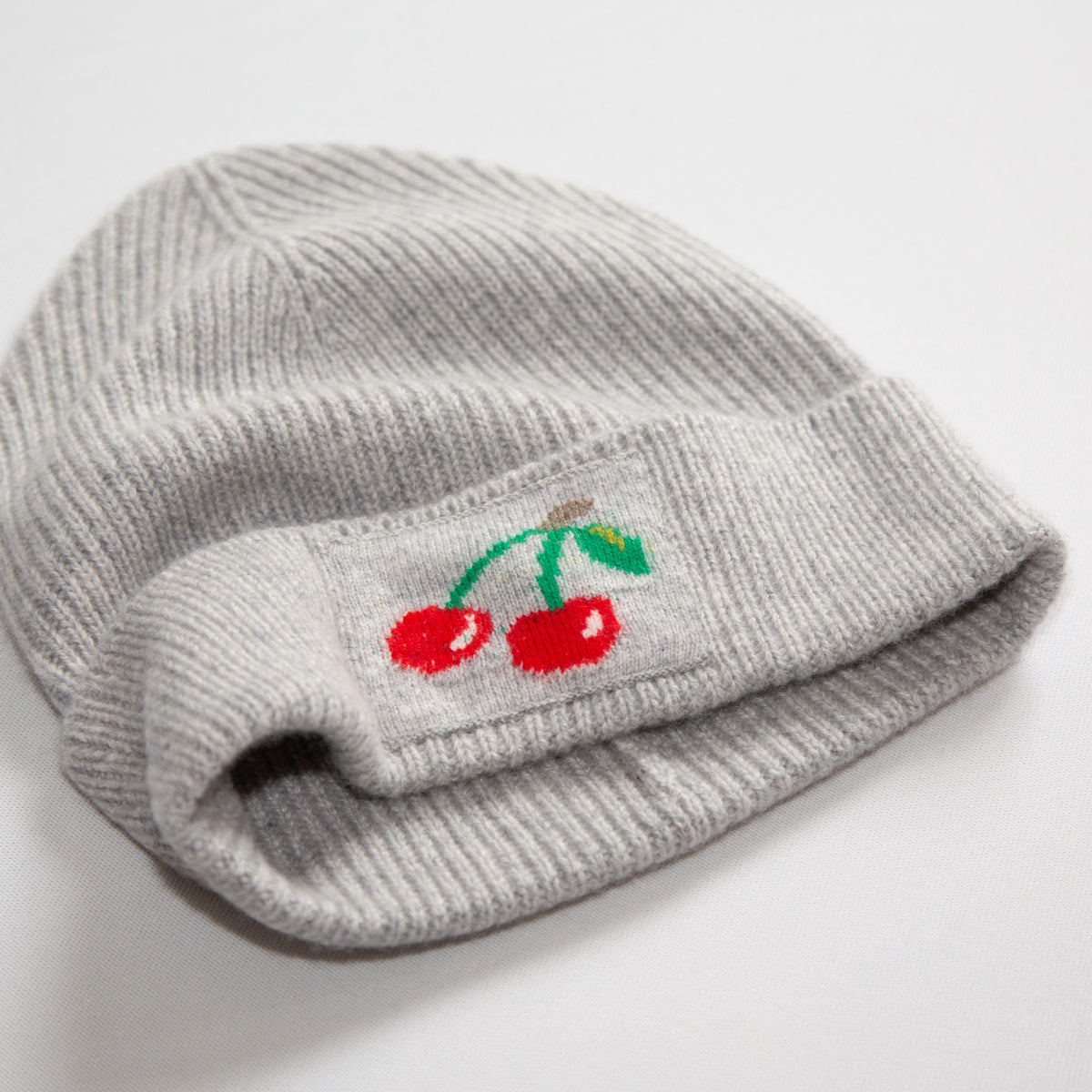 CHERRY W cap