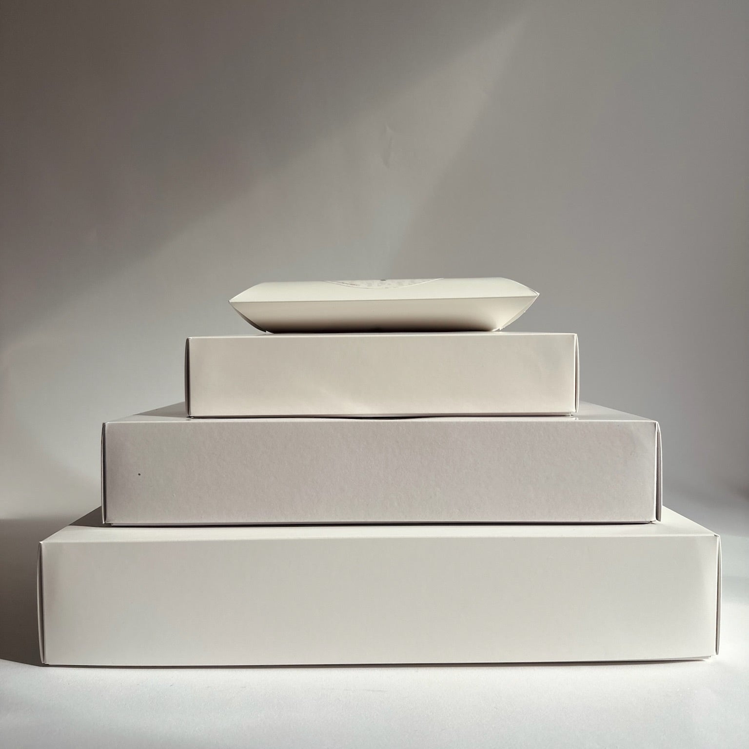 Gift box for cashmere clothing