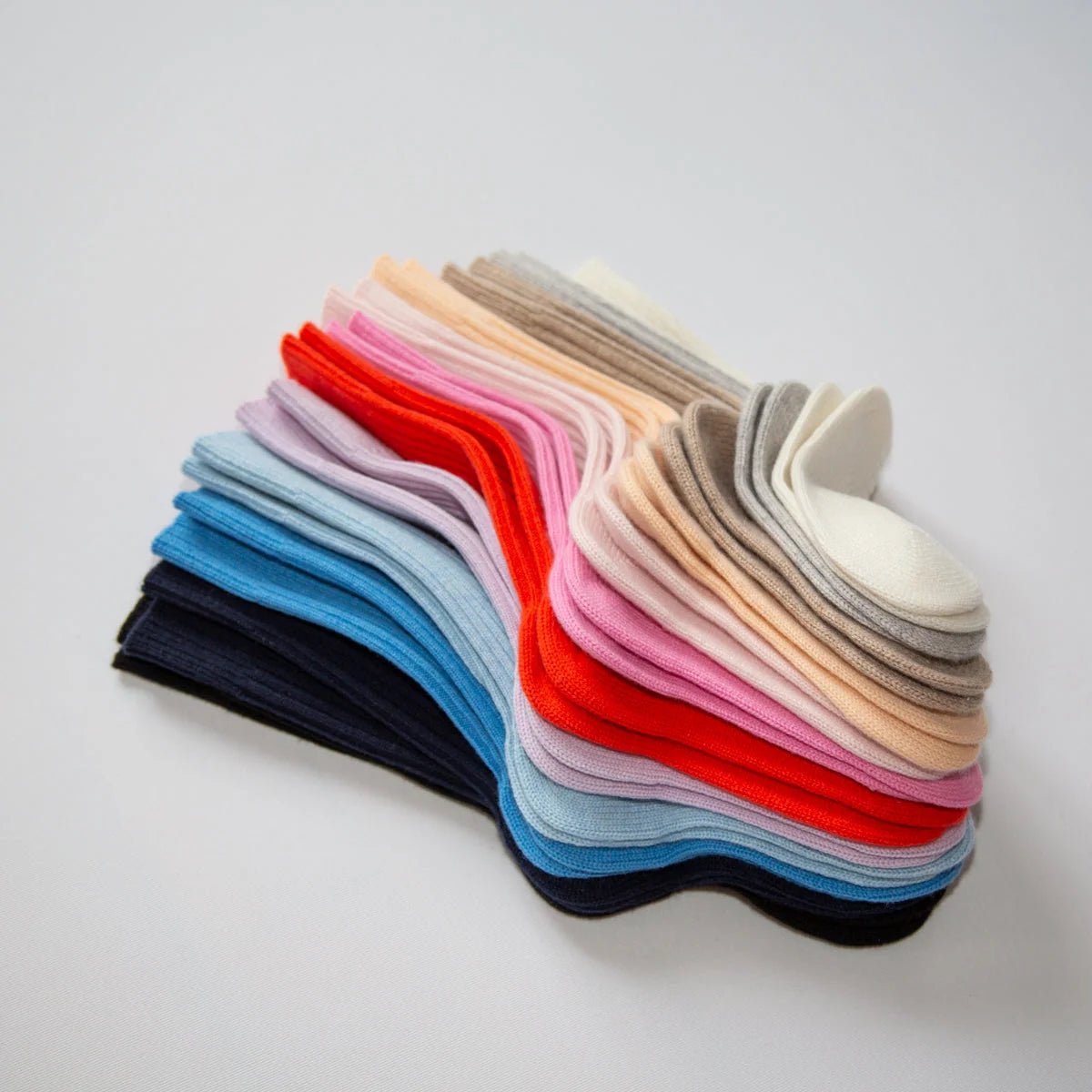 SOLID cashmere socks