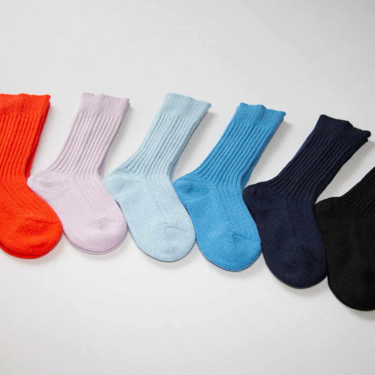 SOLID cashmere socks