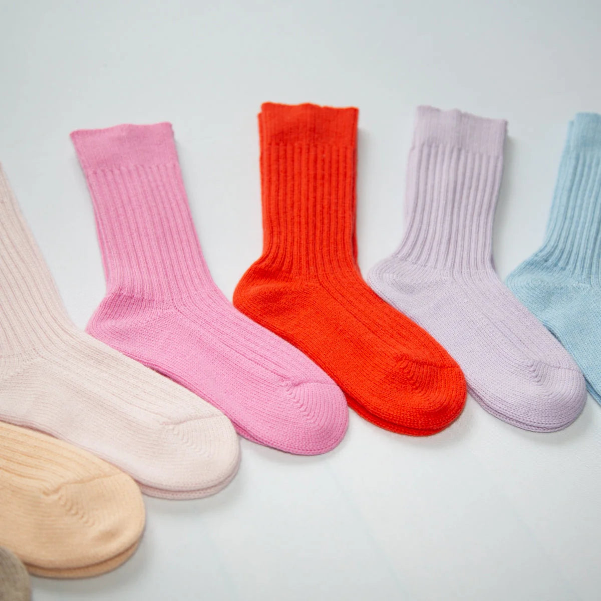 SOLID cashmere socks
