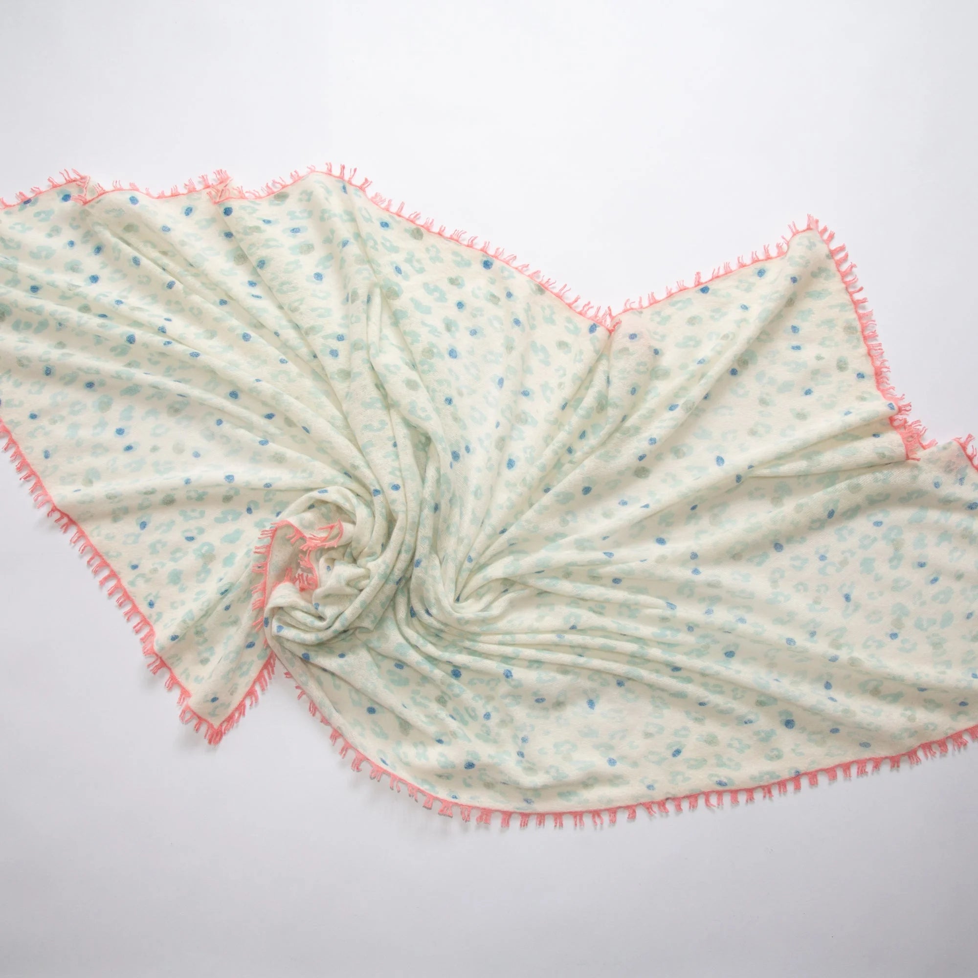 CAMILLE scarf with leopard print