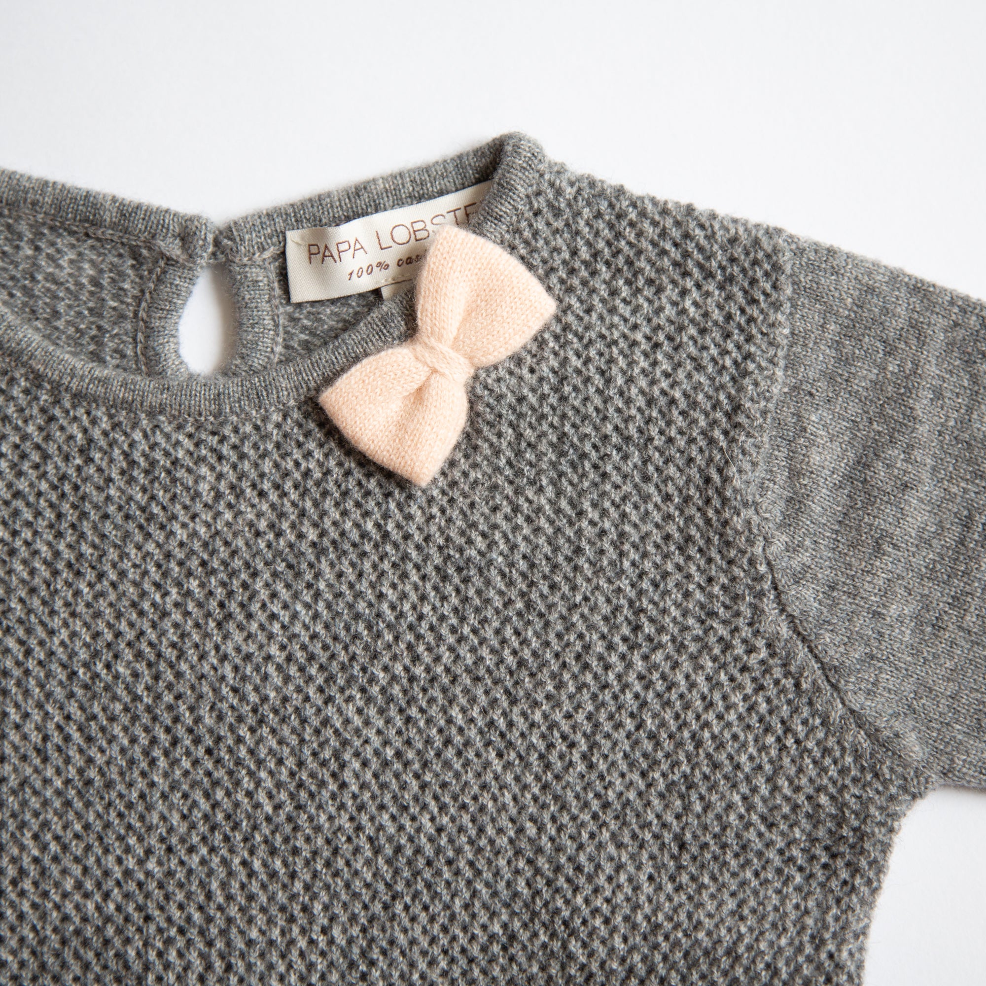 Kaschmir-Strickkleid MATHILDA mit Schleife