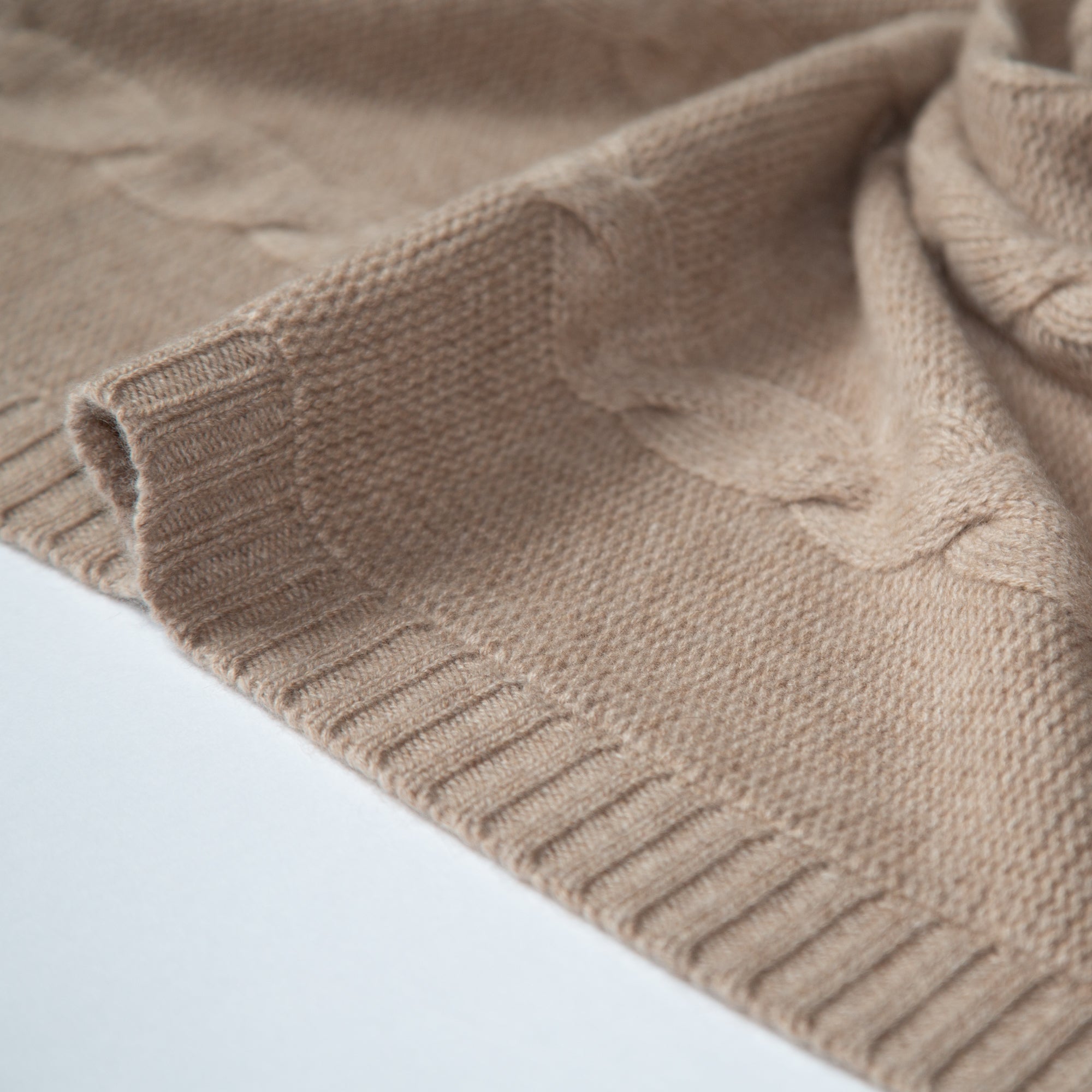 Babydecke JULES mit Zopfmuster