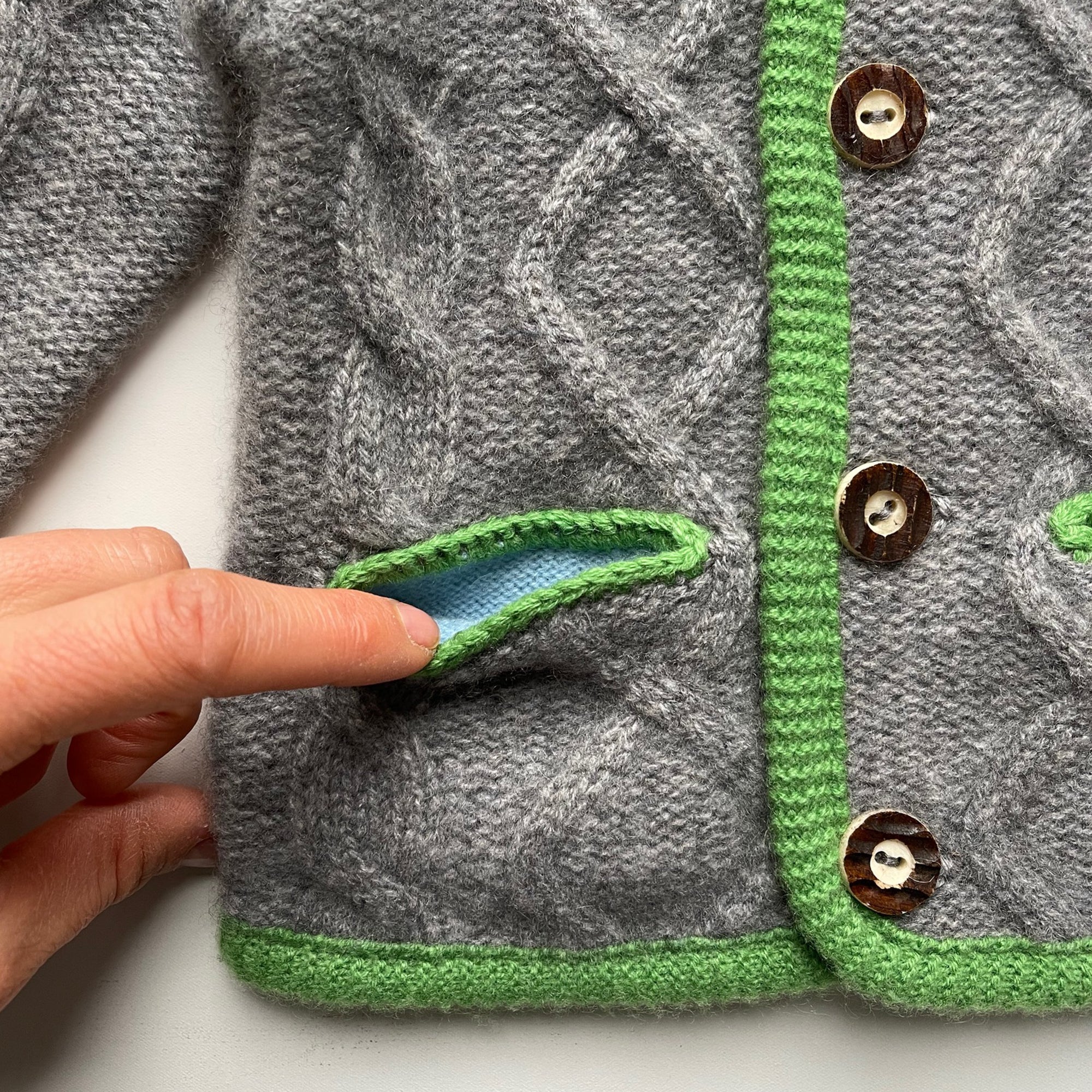 Trachten-Cardigan MAXI mit Aranmuster