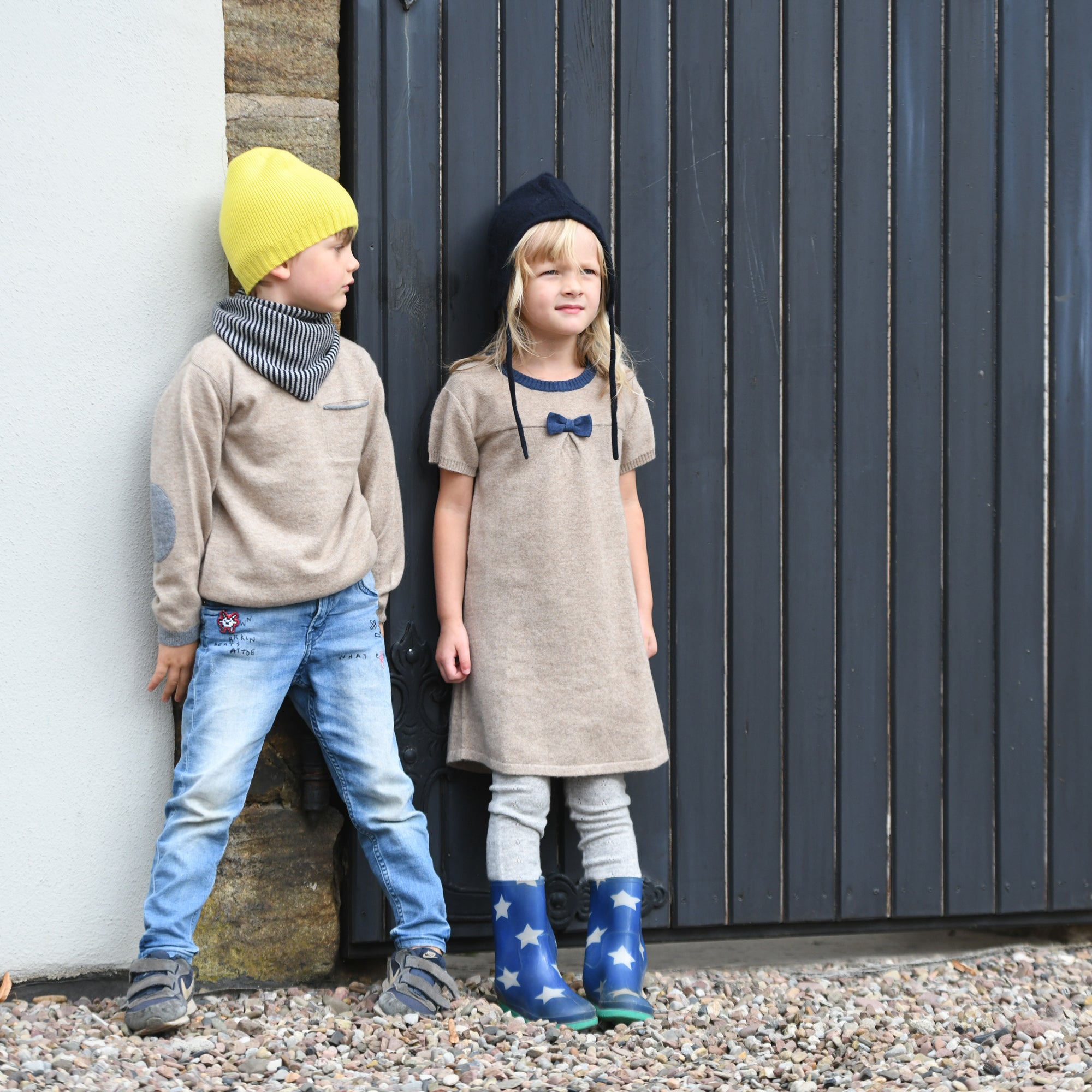 Wendemütze JANNE mit Ohrenklappen zum Binden