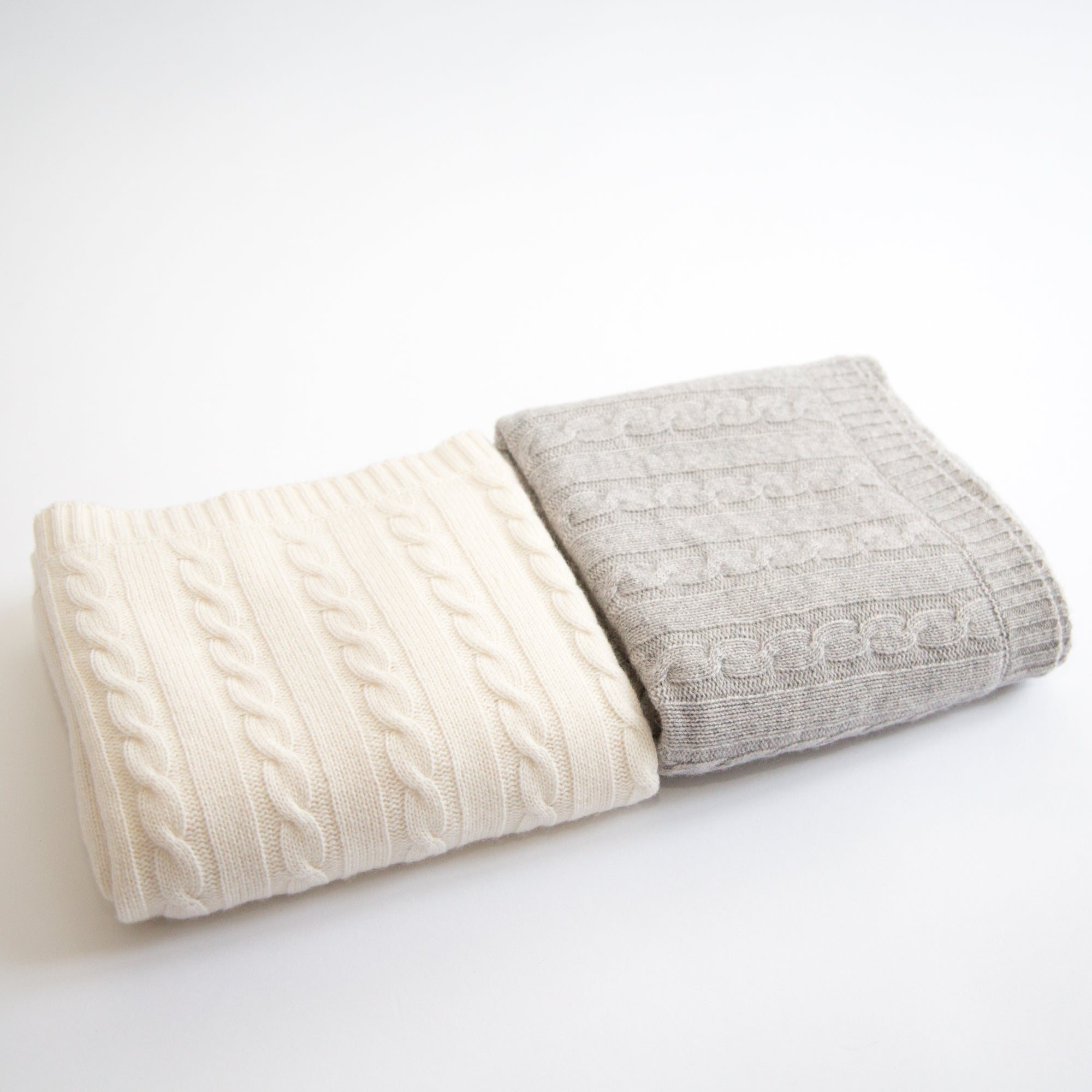 Babydecke SHILOH mit KAPUZE