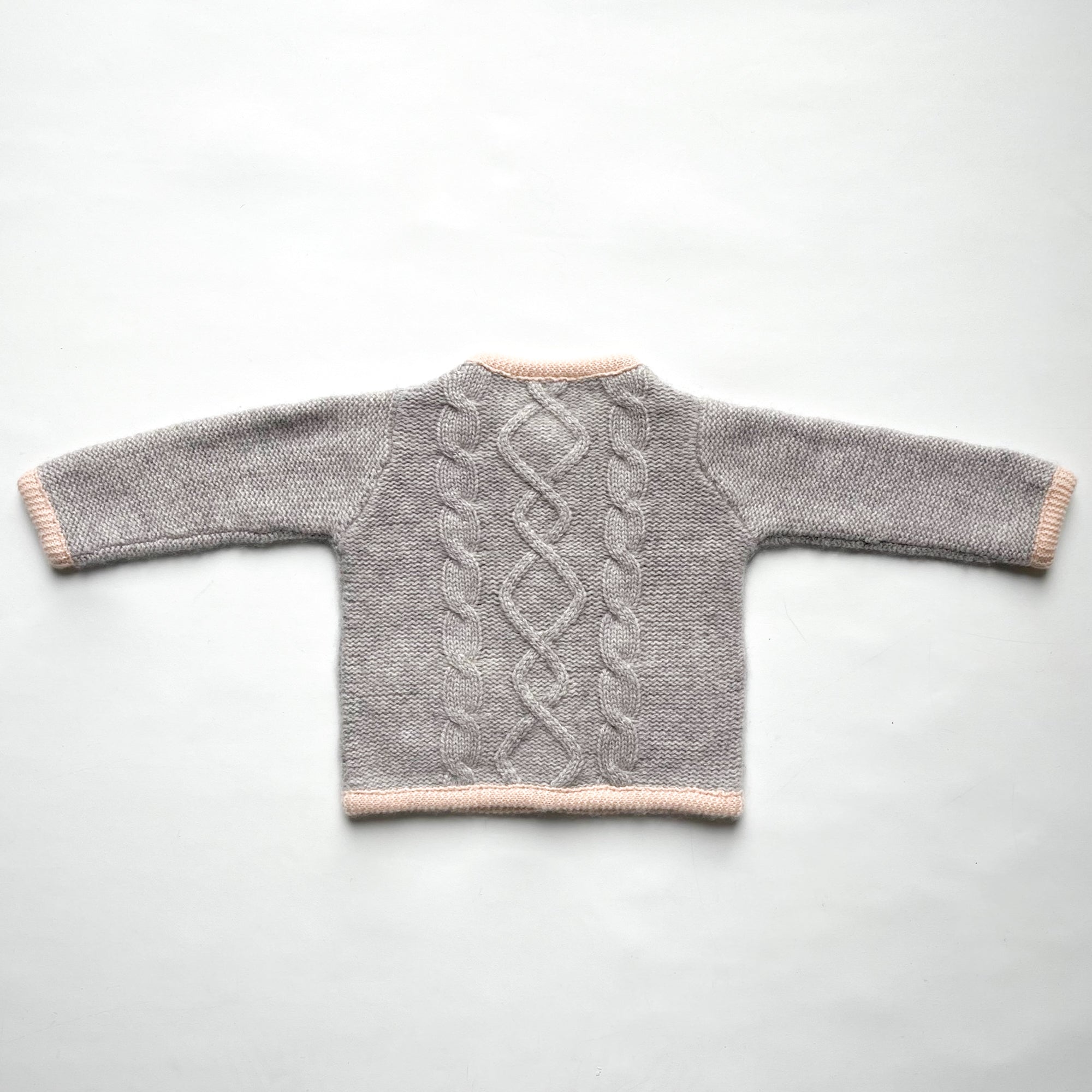 Trachten-Cardigan MAXI mit Aranmuster