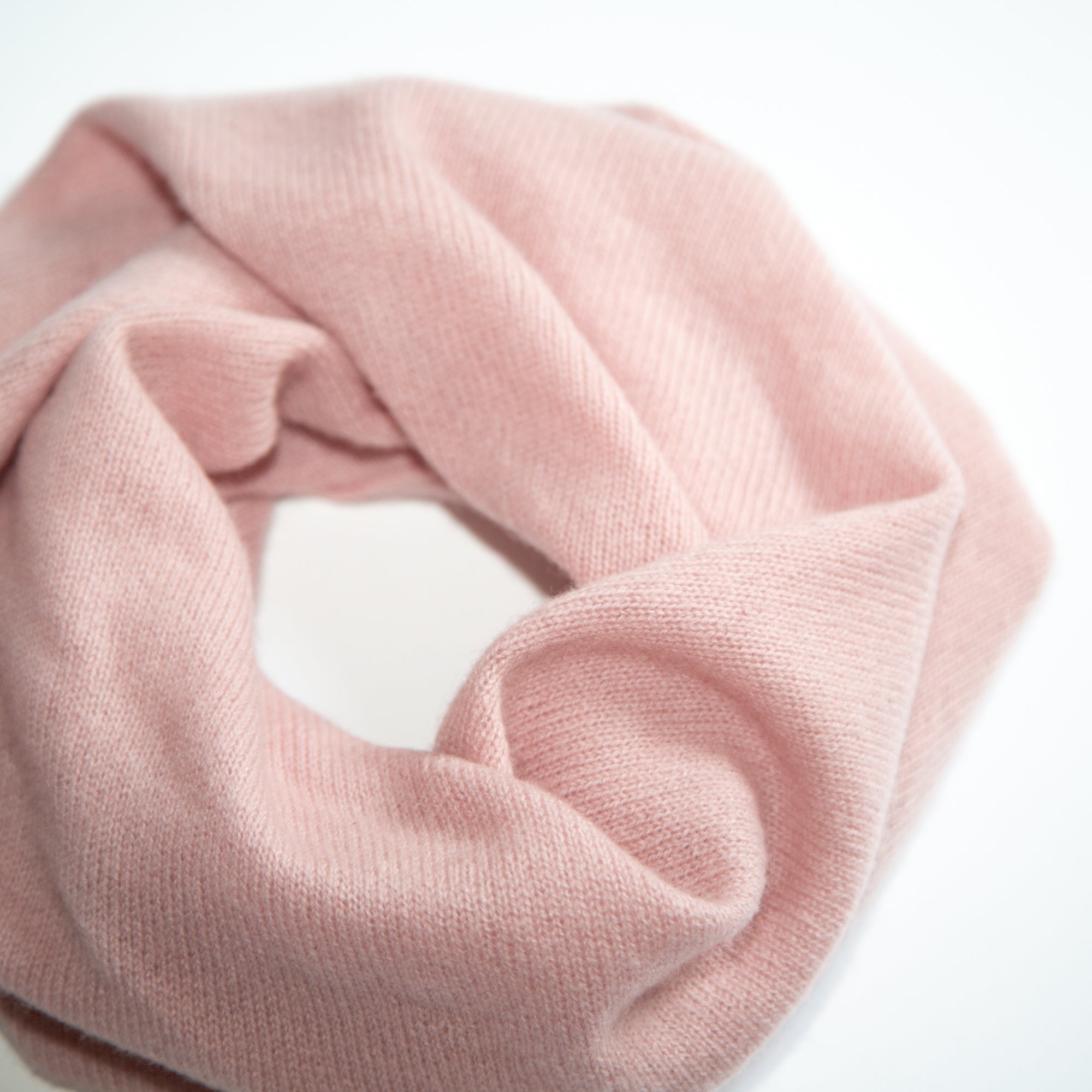 SASKIA W loop scarf