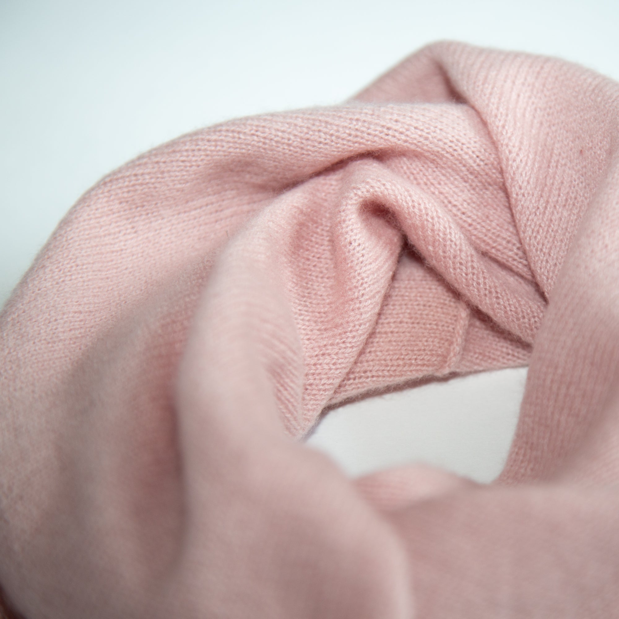 SASKIA W loop scarf