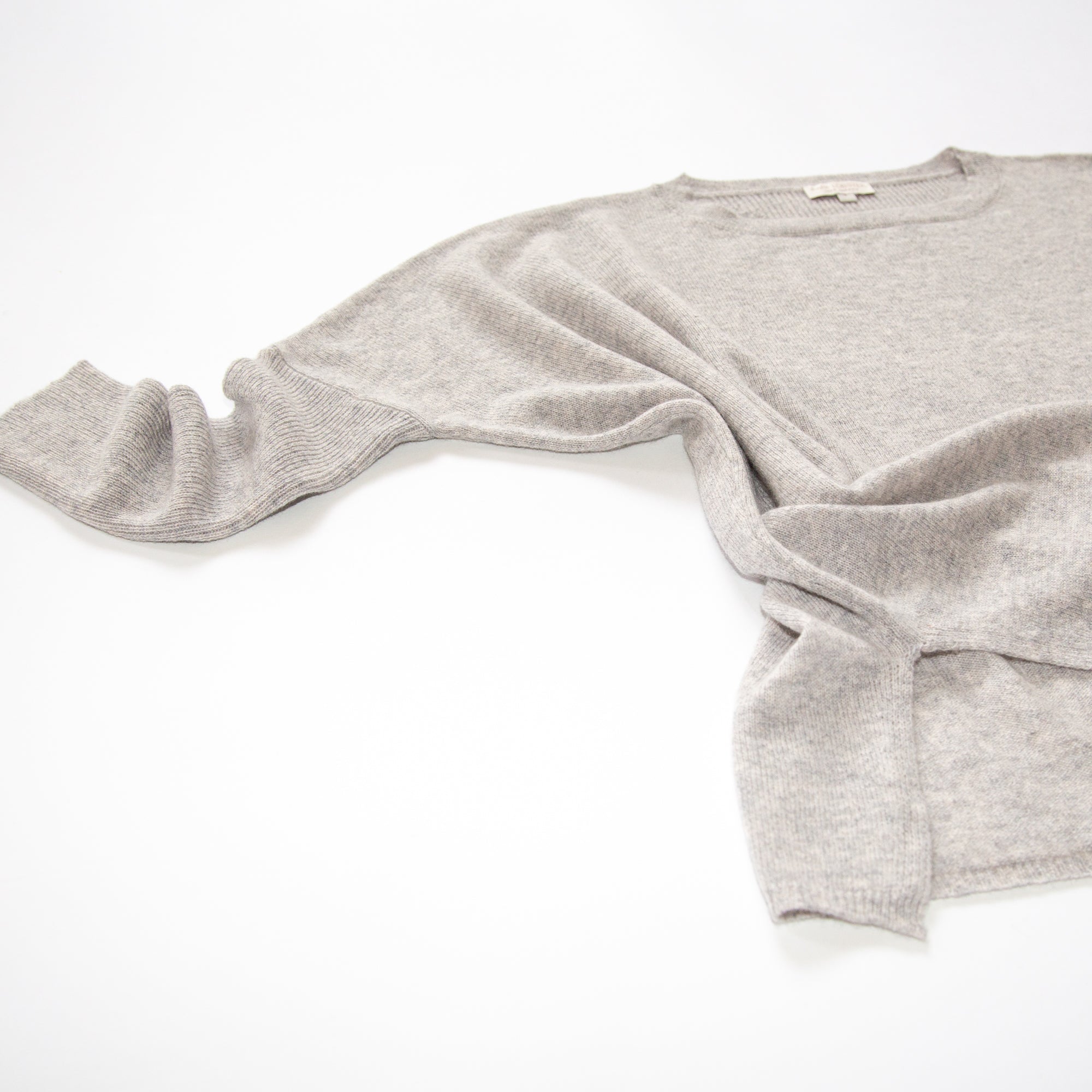 JOHA sweater
