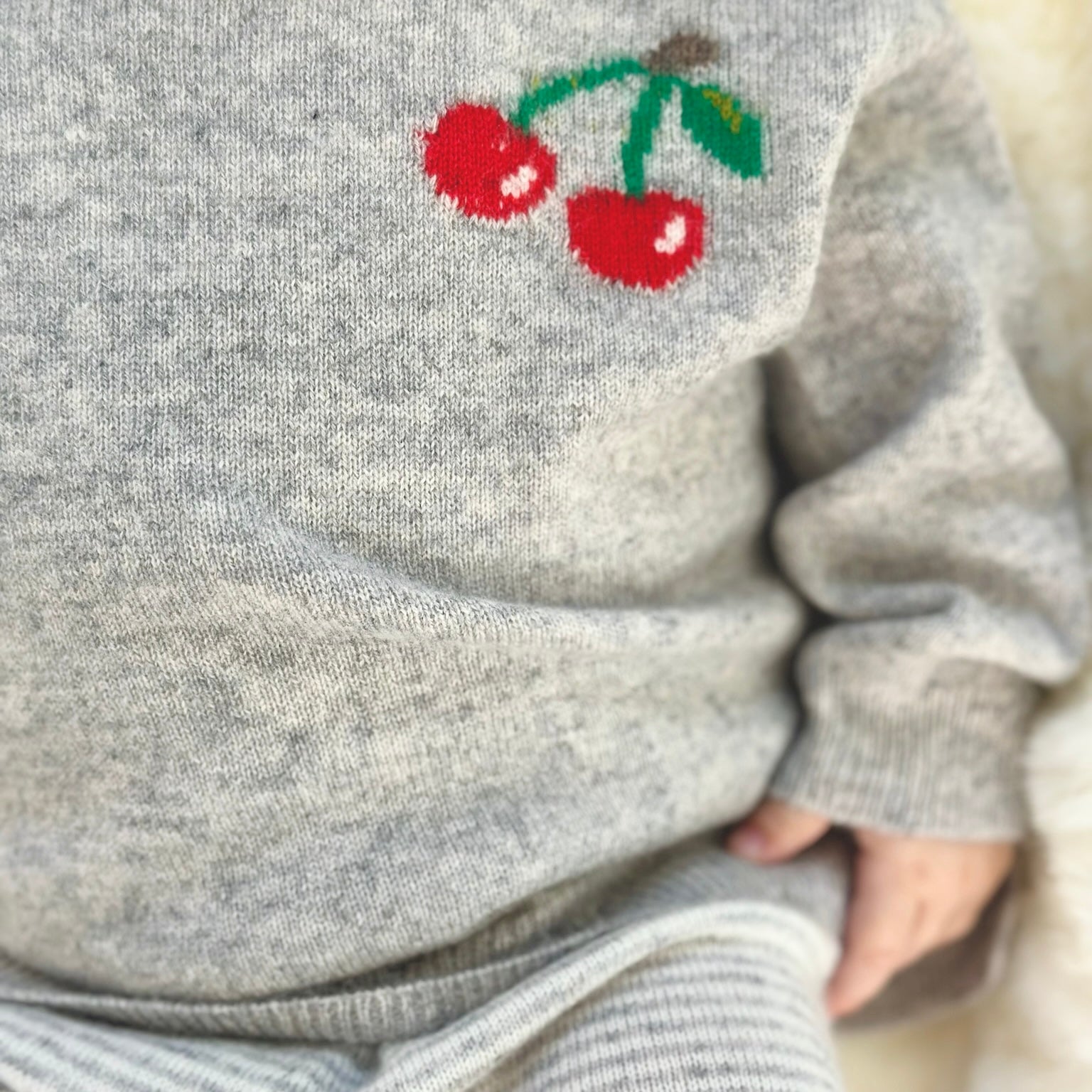 Sweater CHERRY