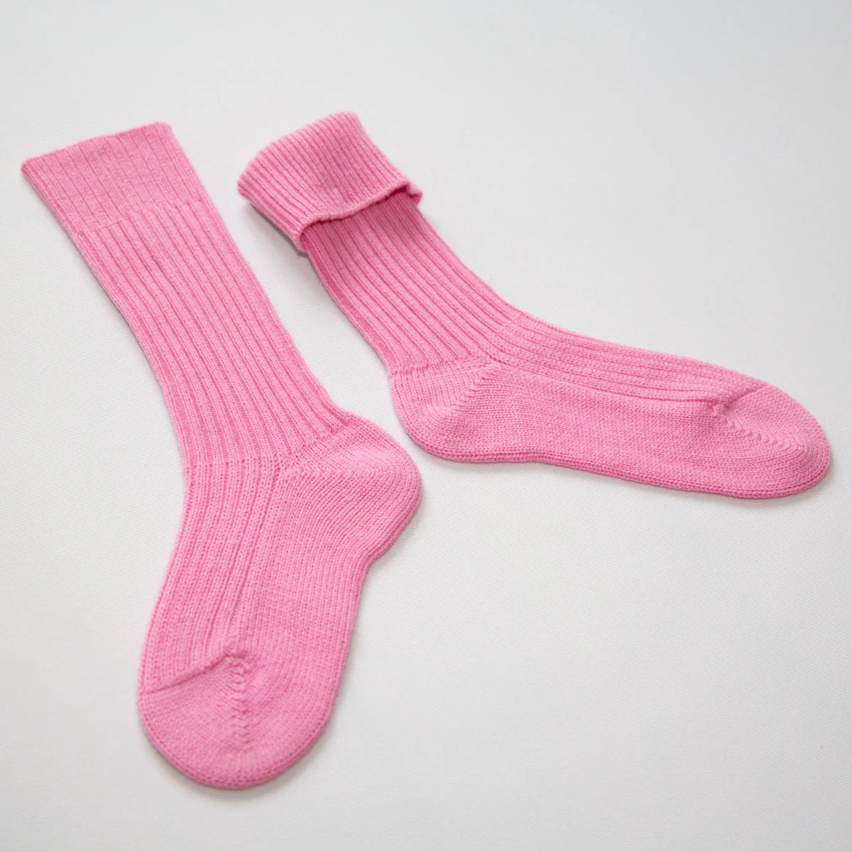 SOLID cashmere socks
