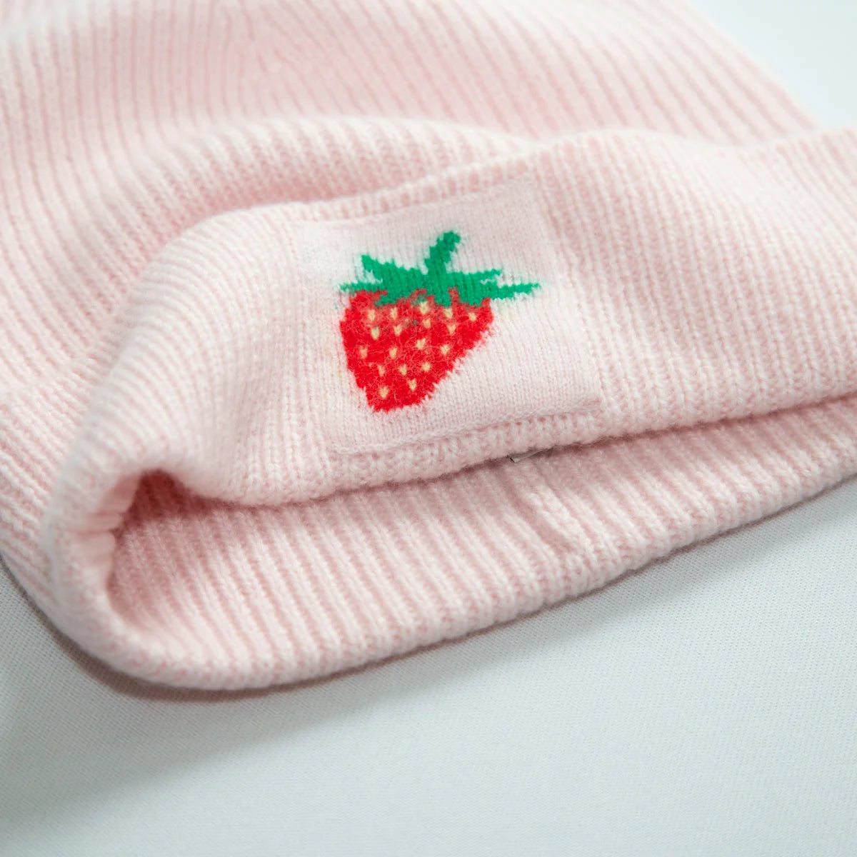 STRAWBERRY cap