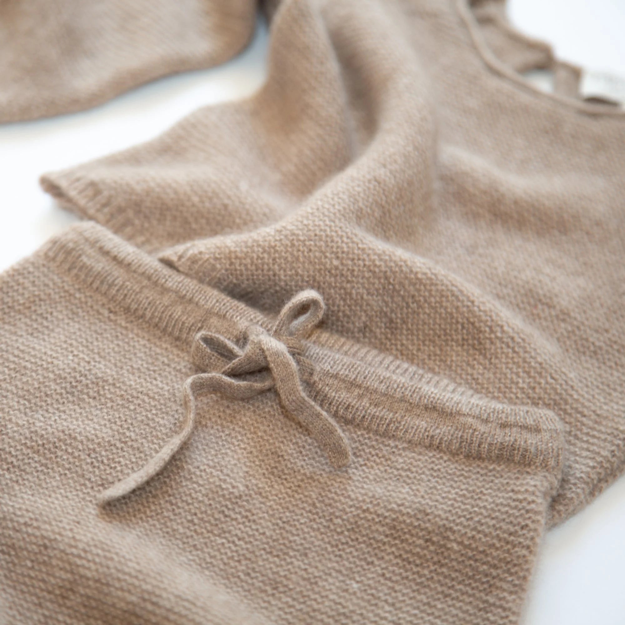 Kaschmir-Baby-Set ANOUK (Pulli & Hose) 