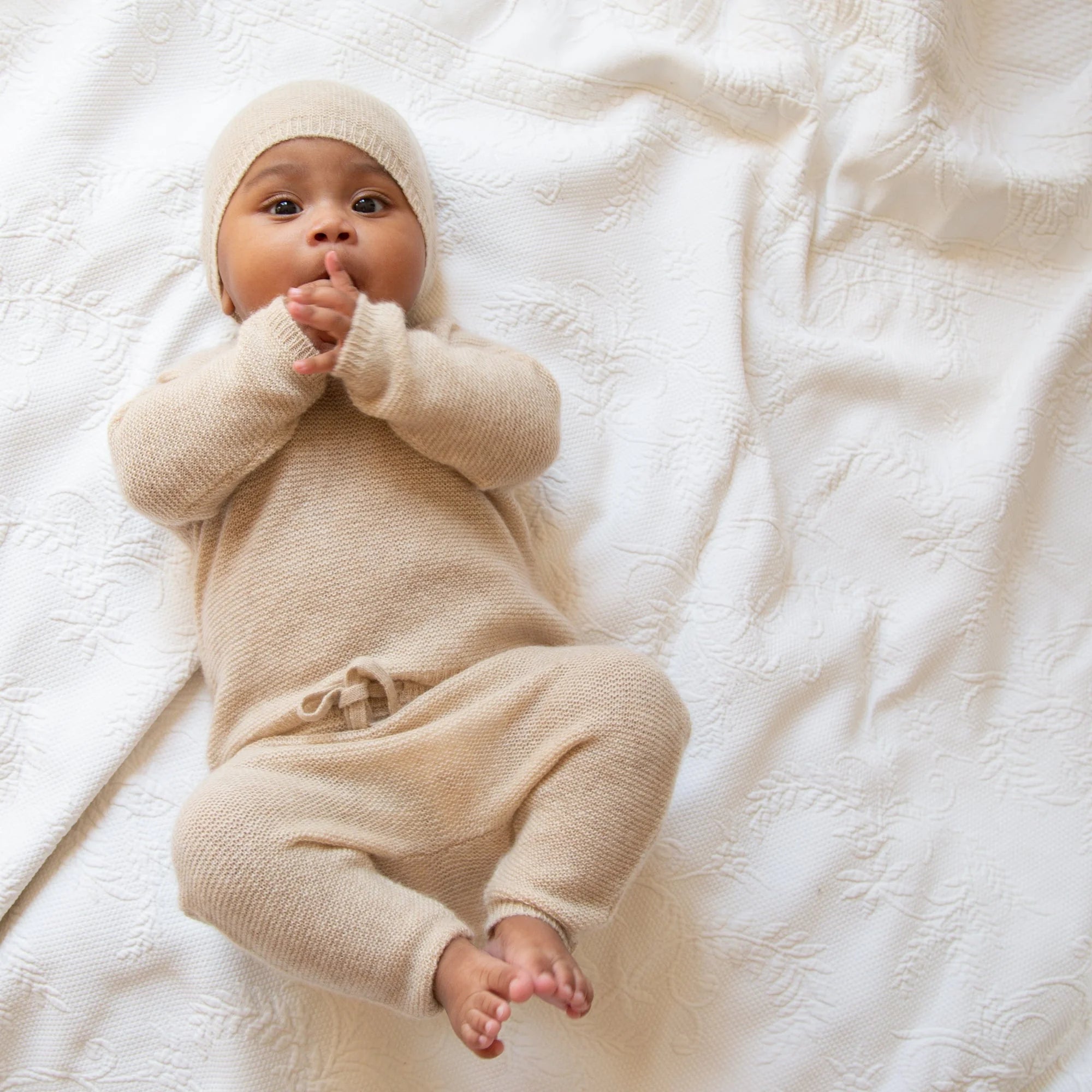Cashmere knitted hat for babies - allNATURAL beige – allNATURAL Beige Cashmere knitted hat for babies - allNATURAL beige – allNATURAL Beige