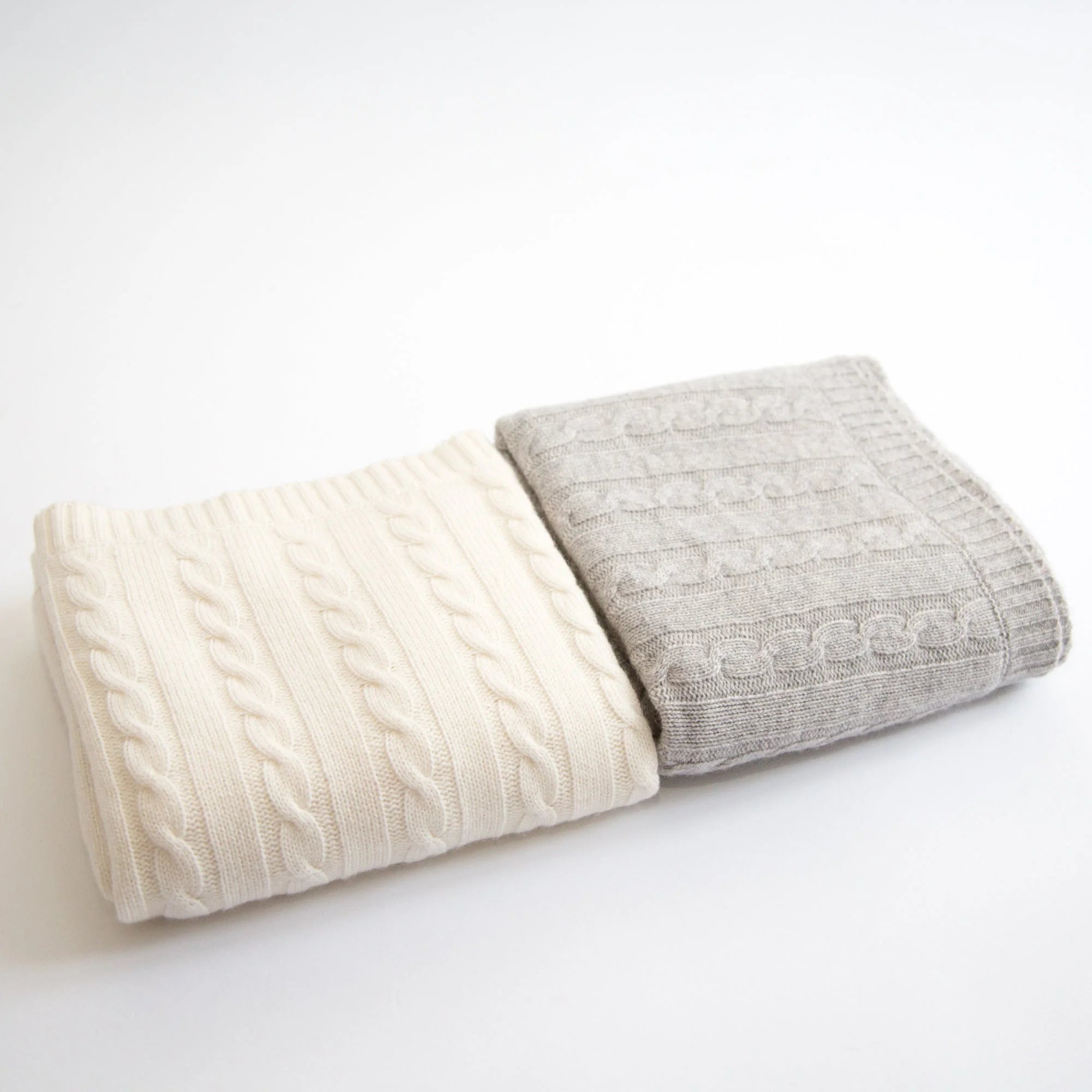 Babydecke SHILOH mit KAPUZE