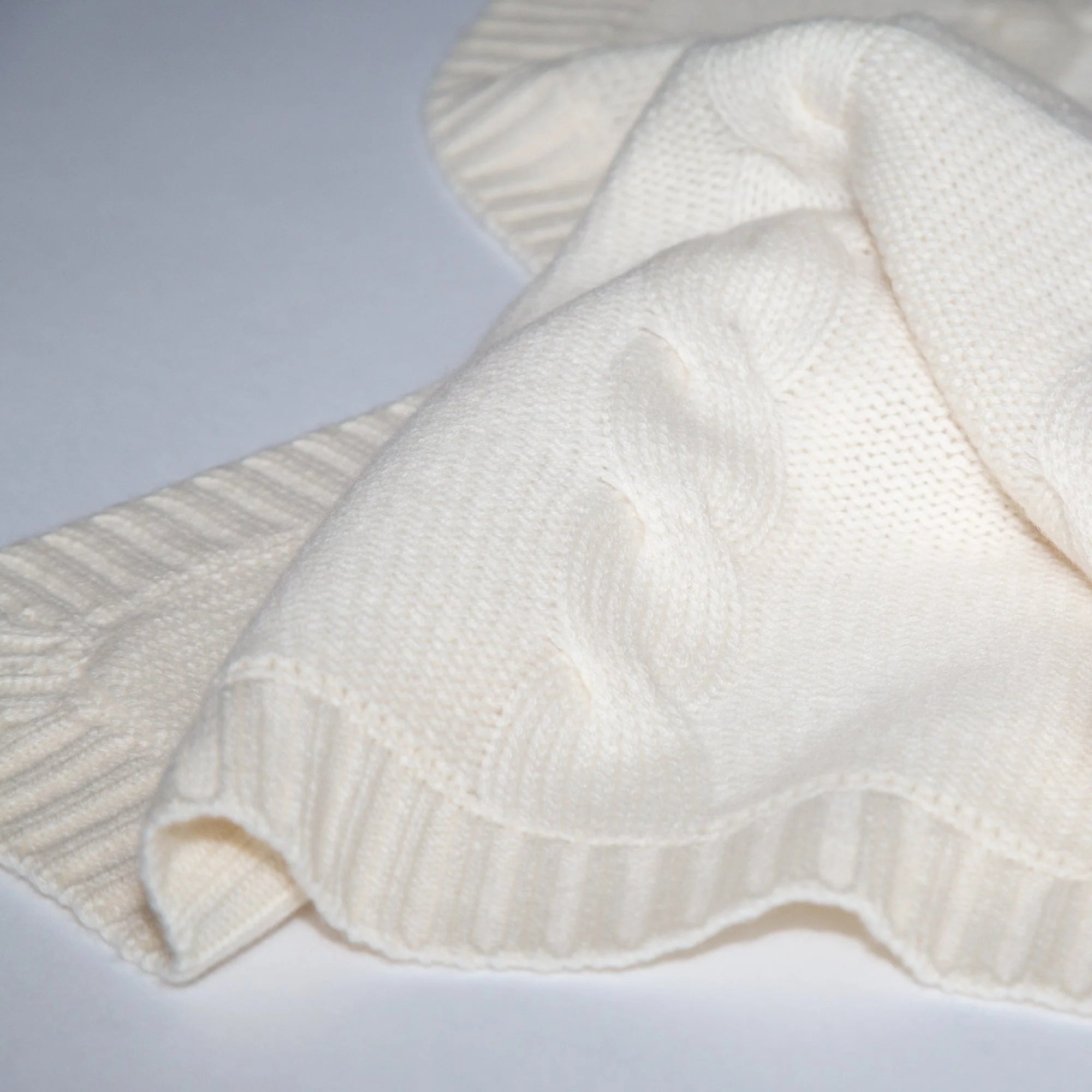 Babydecke JULES mit Zopfmuster