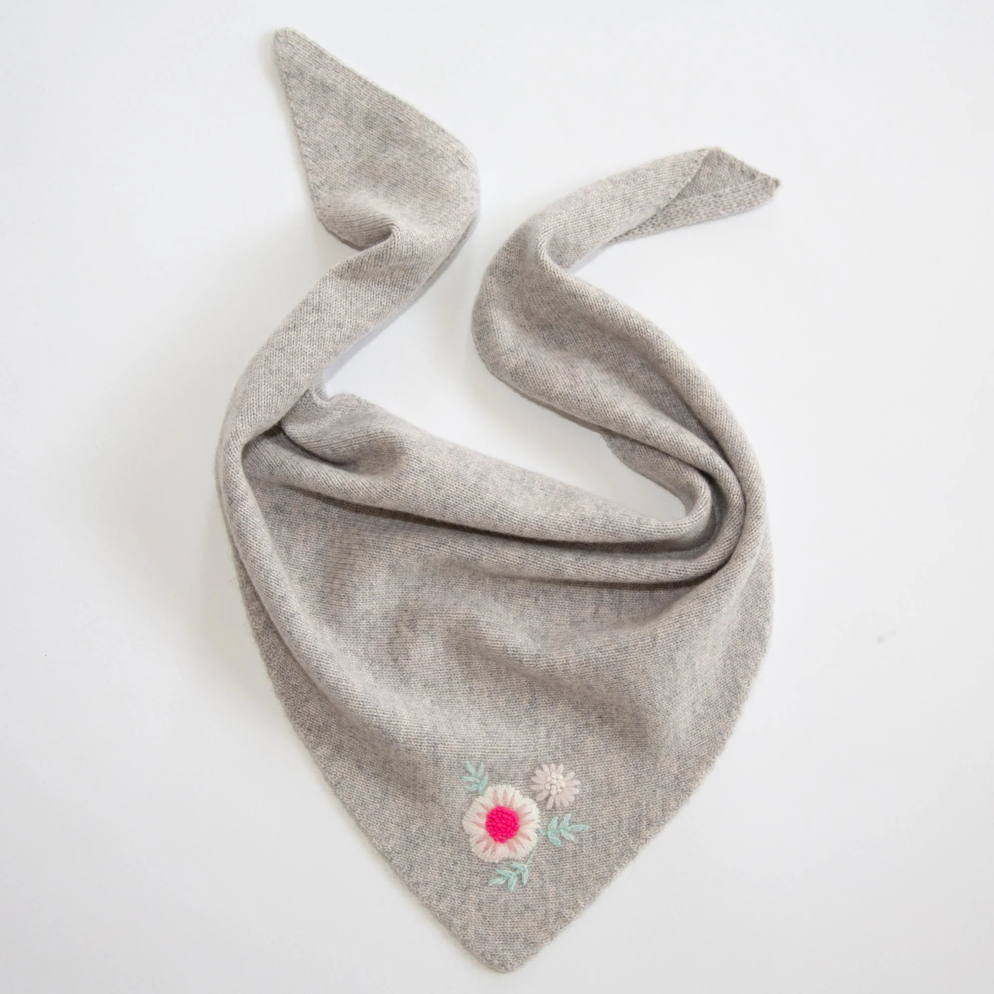FLOWER triangular scarf