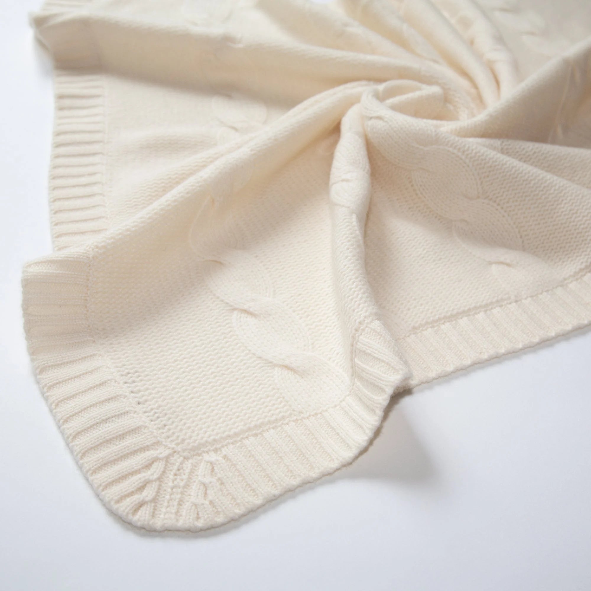 Babydecke JULES mit Zopfmuster